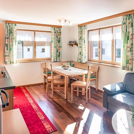 Apartmán Haus Rothorn Schröcken Exteriér fotografie